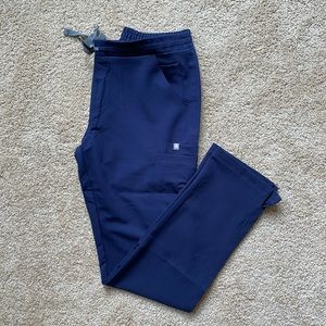 FIGS Women’s Navy Yola Skinny Scrub Pants